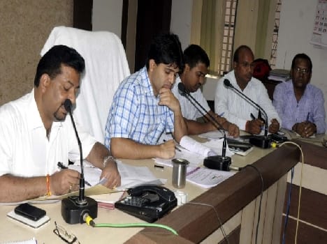 Make-neutrally peaceful election: DM